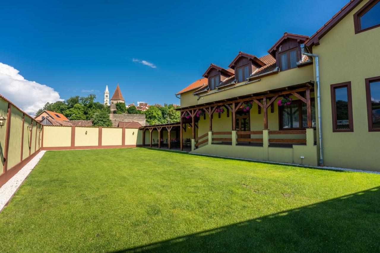 סיגישוארה Hotel Princessophie מראה חיצוני תמונה