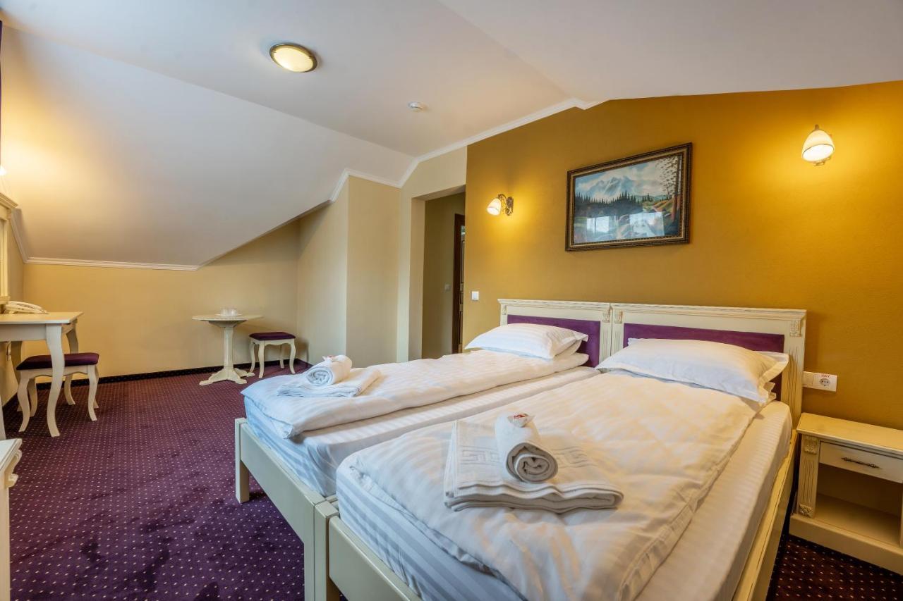 סיגישוארה Hotel Princessophie מראה חיצוני תמונה