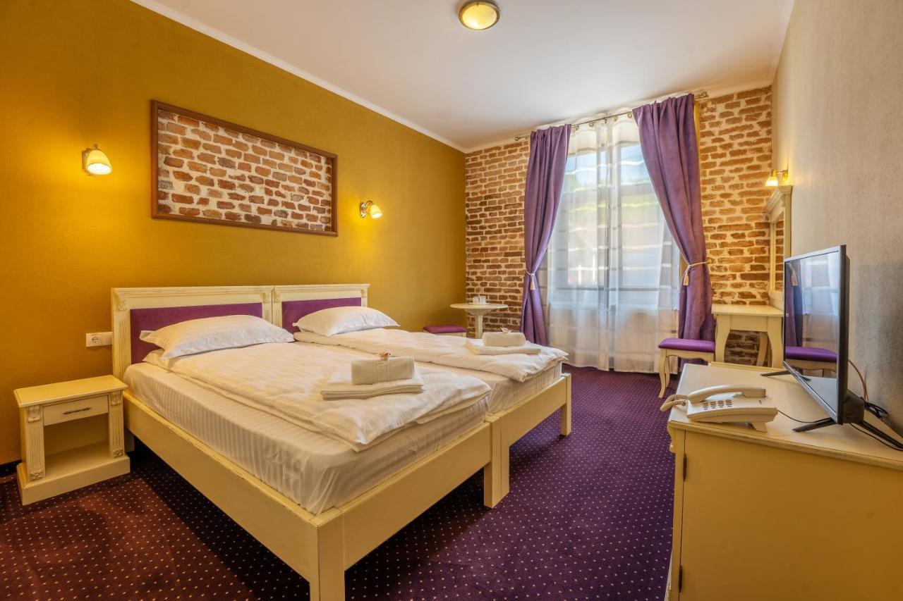 סיגישוארה Hotel Princessophie מראה חיצוני תמונה
