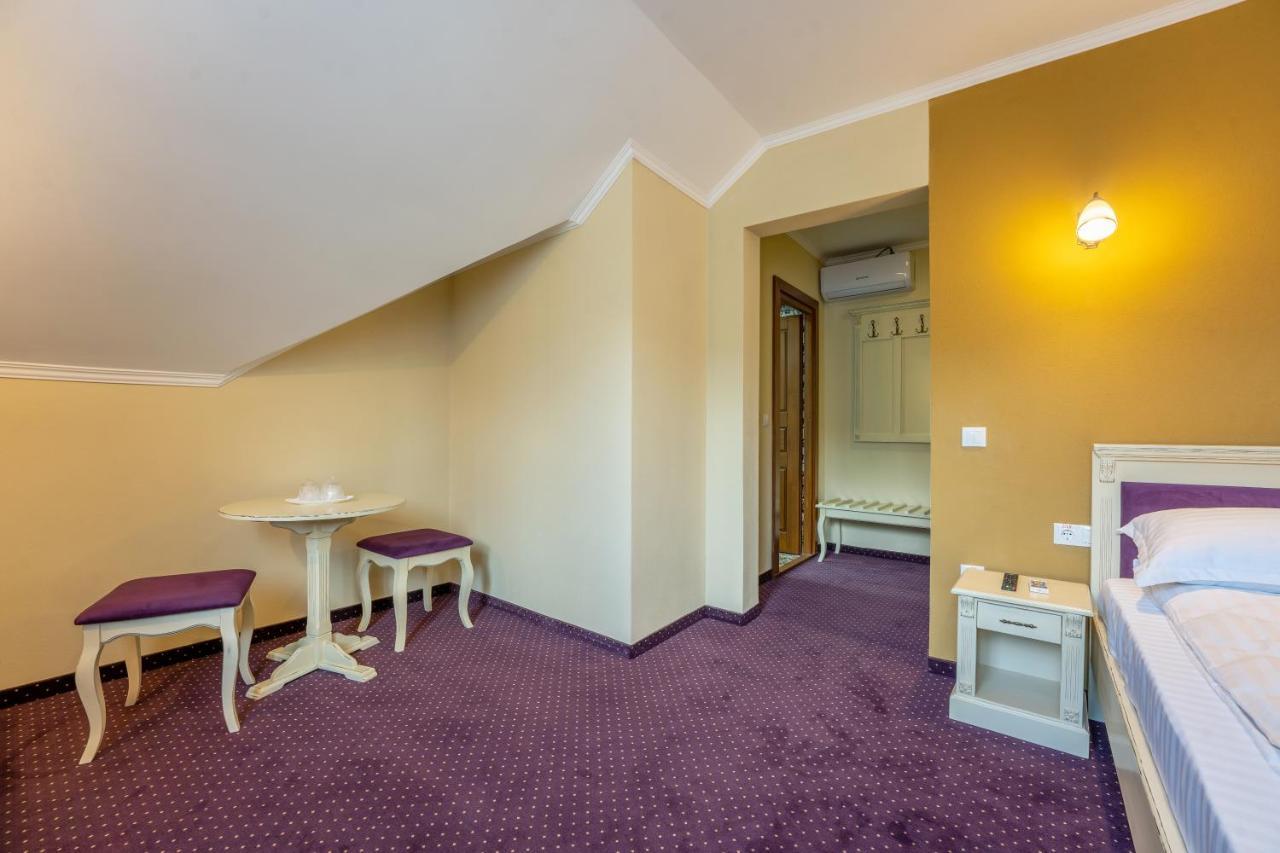 סיגישוארה Hotel Princessophie מראה חיצוני תמונה