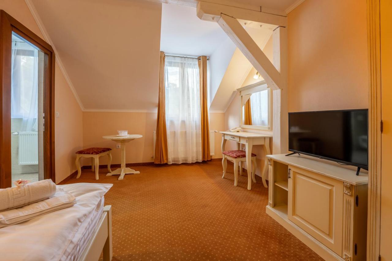 סיגישוארה Hotel Princessophie מראה חיצוני תמונה