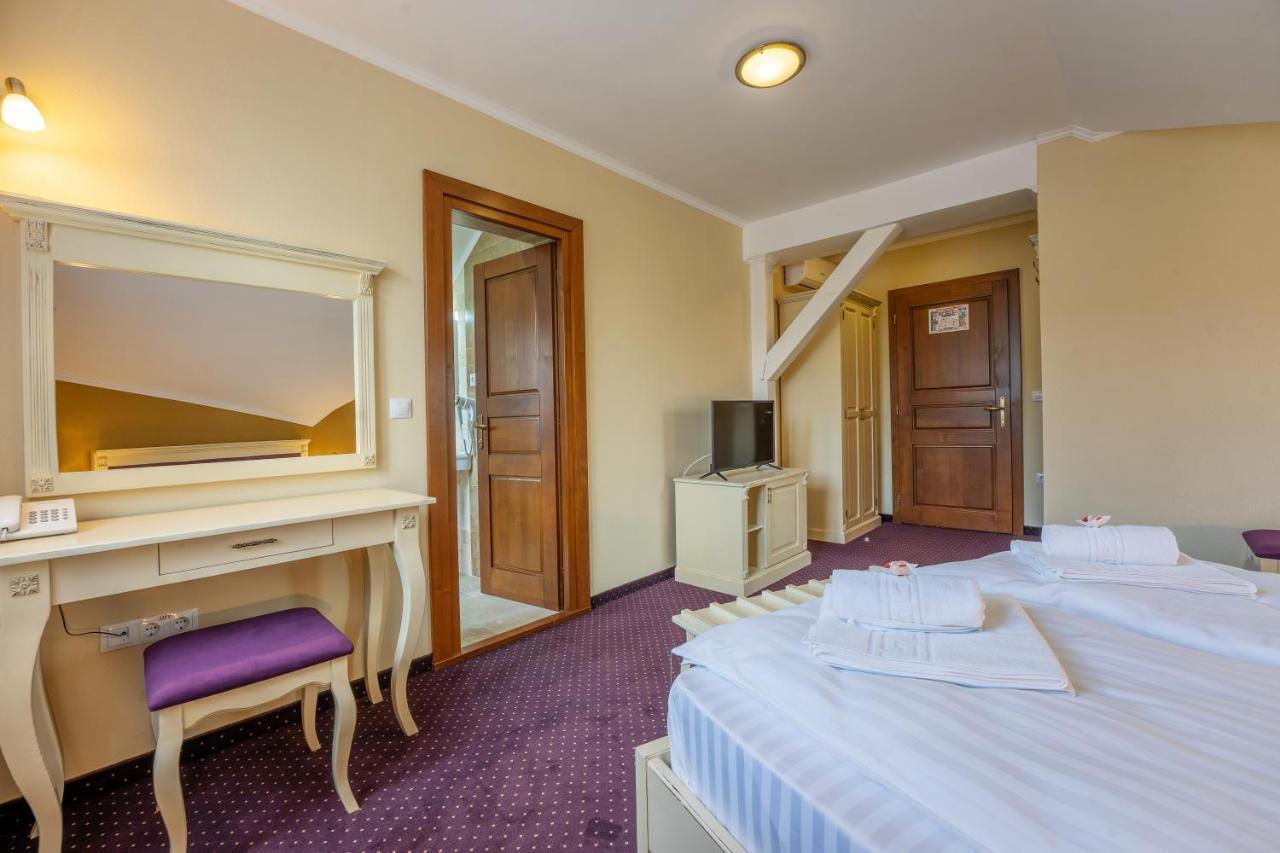 סיגישוארה Hotel Princessophie מראה חיצוני תמונה